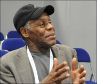 Danny Glover